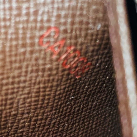 Louis Vuitton Sara Damier bifold long wallet - Picture 11 of 16